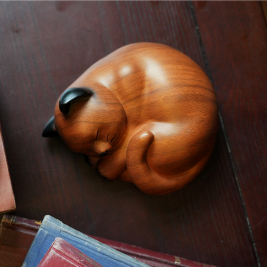 Secure sealing lid detail – imitation wood pet urn