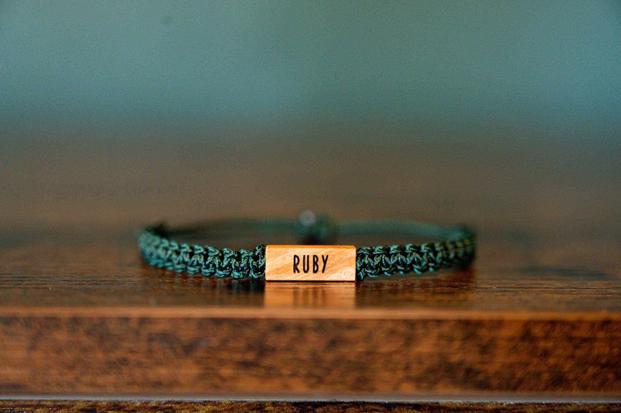 LovFur™ Custom Pet Paw Print Bracelet